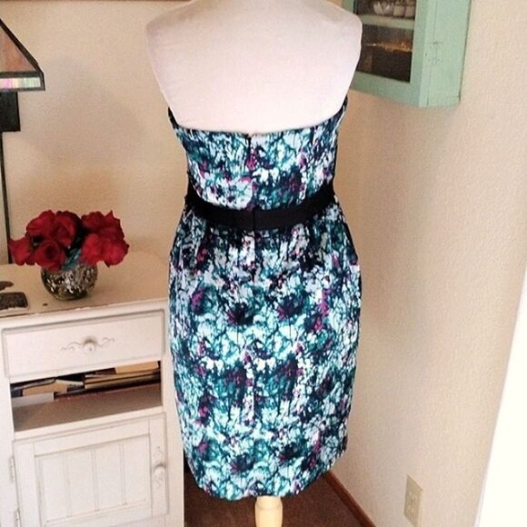 Max and Cleo Strapless Dress - Picture 6 of 11